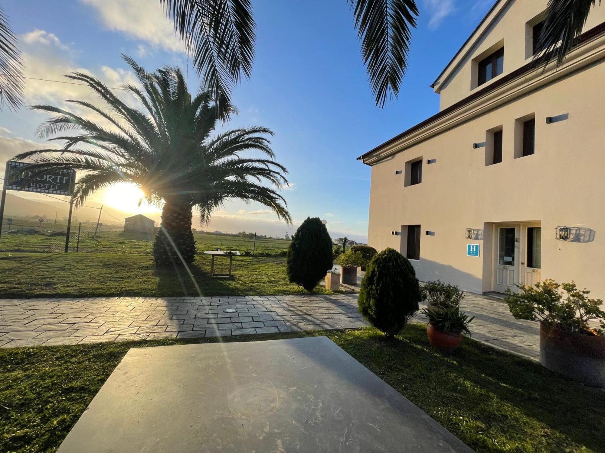 Hotel Mi Norte Ribadeo Eksteriør billede